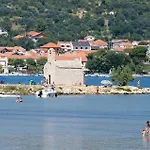 Cozy In With Sauna Σπίτι διακοπών Posedarje
