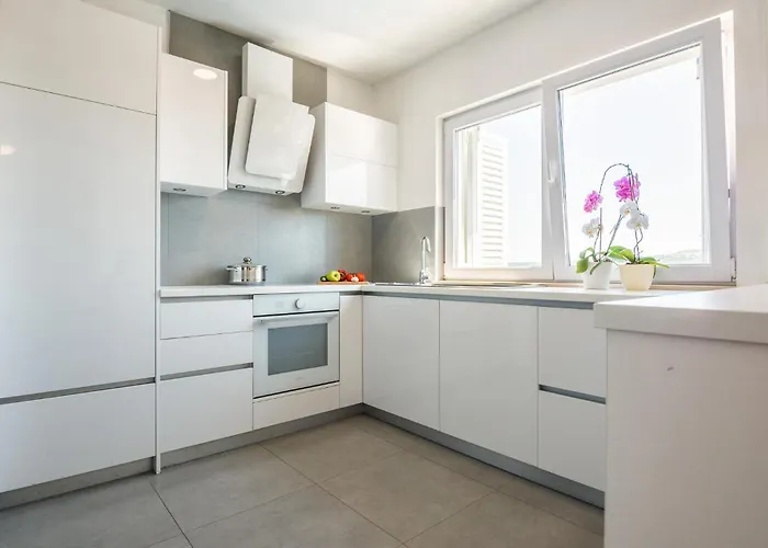 Cozy In With Sauna Vakantiehuis Posedarje